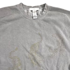 Urban Outfitters Tiger Sweatshirt Gray Vintage Faded Graphic S/M Oversized